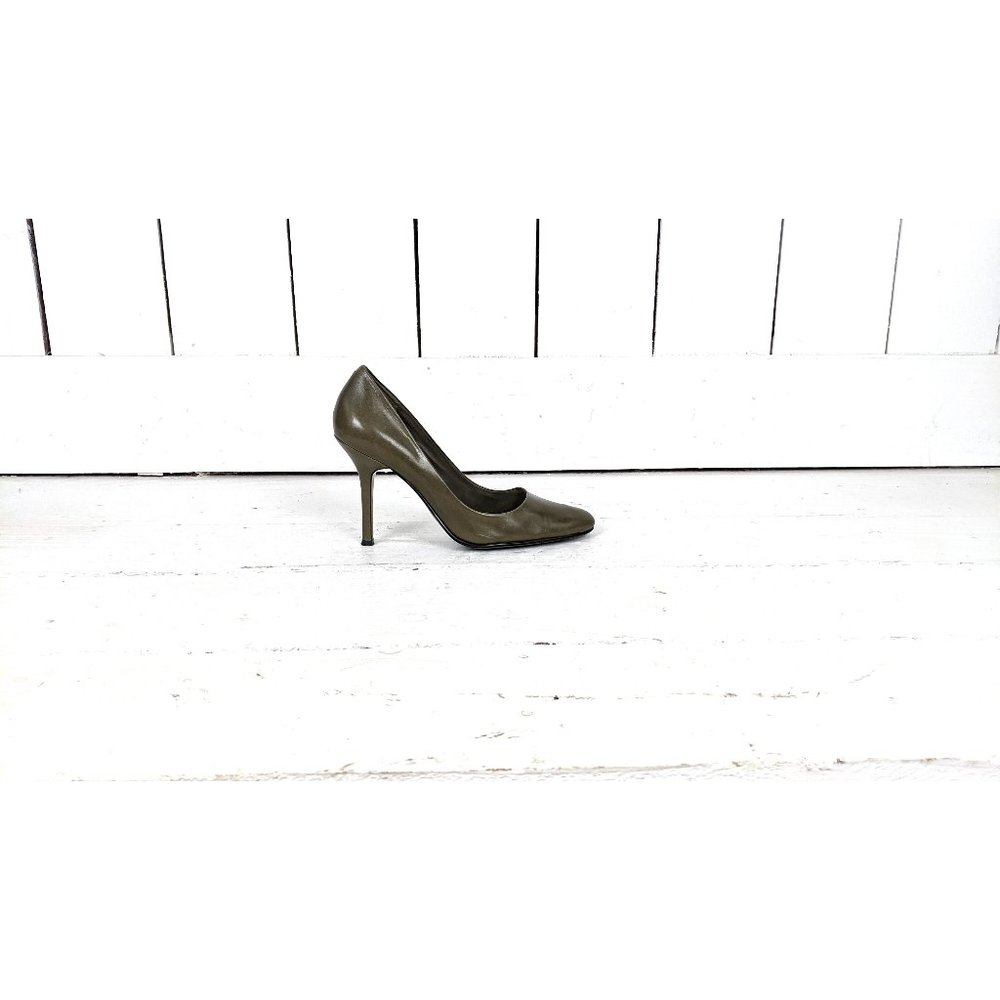 Nine West green leather high heel round toe pumps 6.5 M